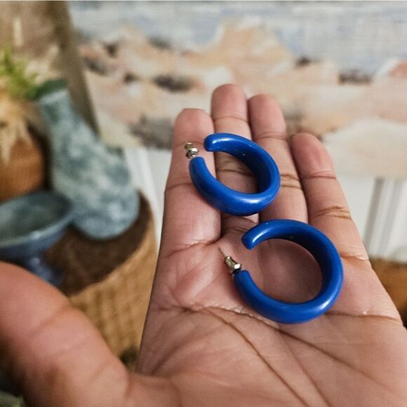 Vintage Matte Blue Simple Hoop Fashion Earrings. - Picture 4 of 15
